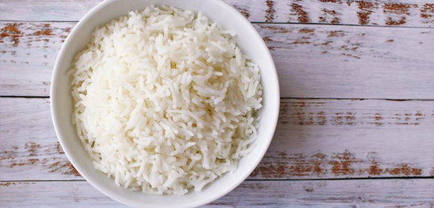 VIETE, ŽE...? Varíme ryžu: Prepláchnuť či neprepláchnuť?