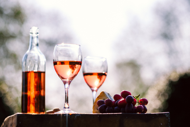 víno, ružové, večer, priatelia