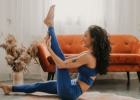 Diana Hô Chí, video tréning, ranná rozcvička, stuhnutý chrbát, cvičenie v posteli