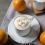 Šálka kávoviny s pomarančovou arómou																